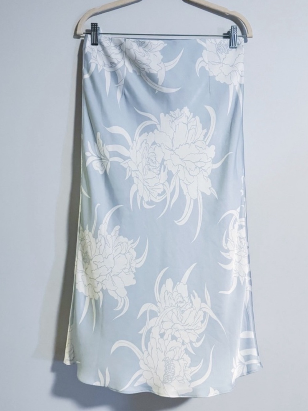 Babaton - Light Blue and White Floral Midi Skirt
